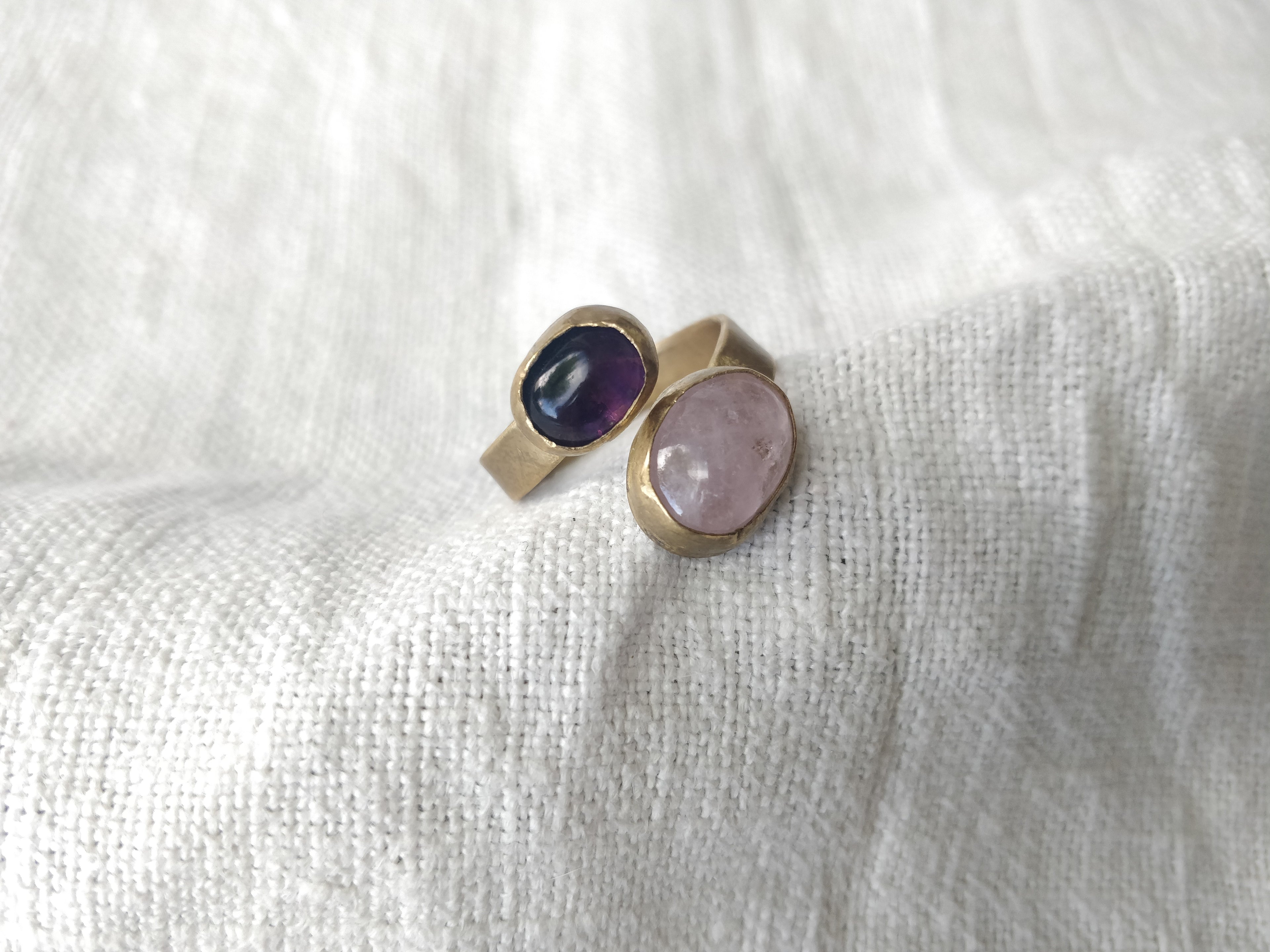 Anel Yugen com Ametista e Morganite