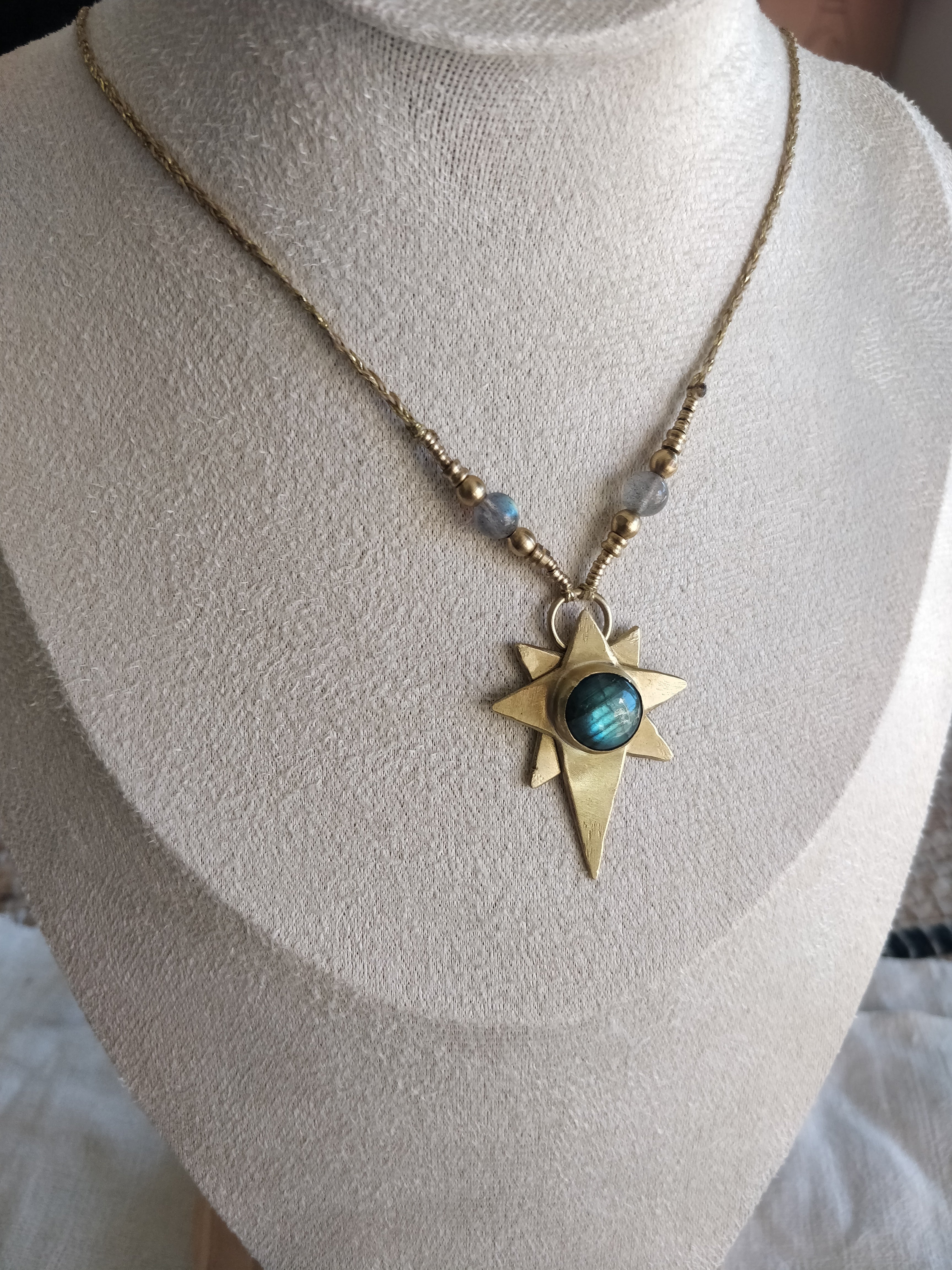 Colar Estrela Guia